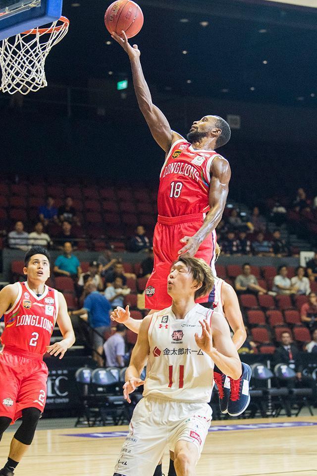 爱游戏娱乐-日本队力克法国队，辛杜带队取胜