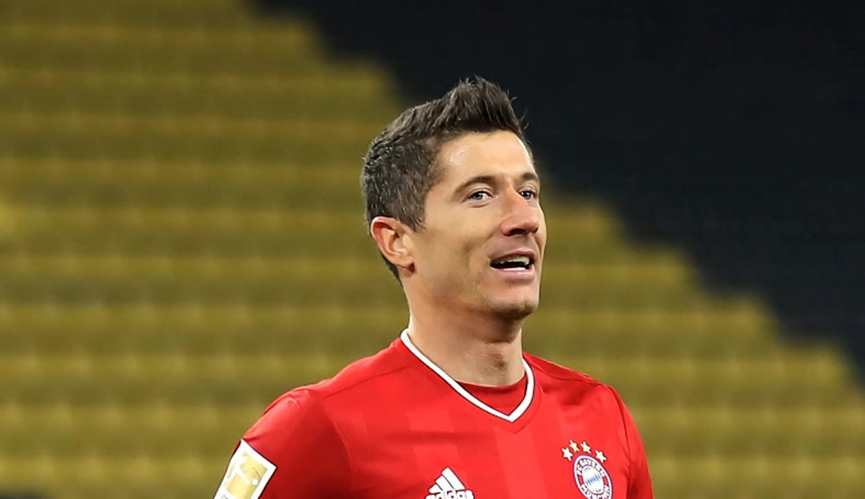 瑞士逆转日本,莱万高光表现 瑞士逆转日本,莱万高光表现