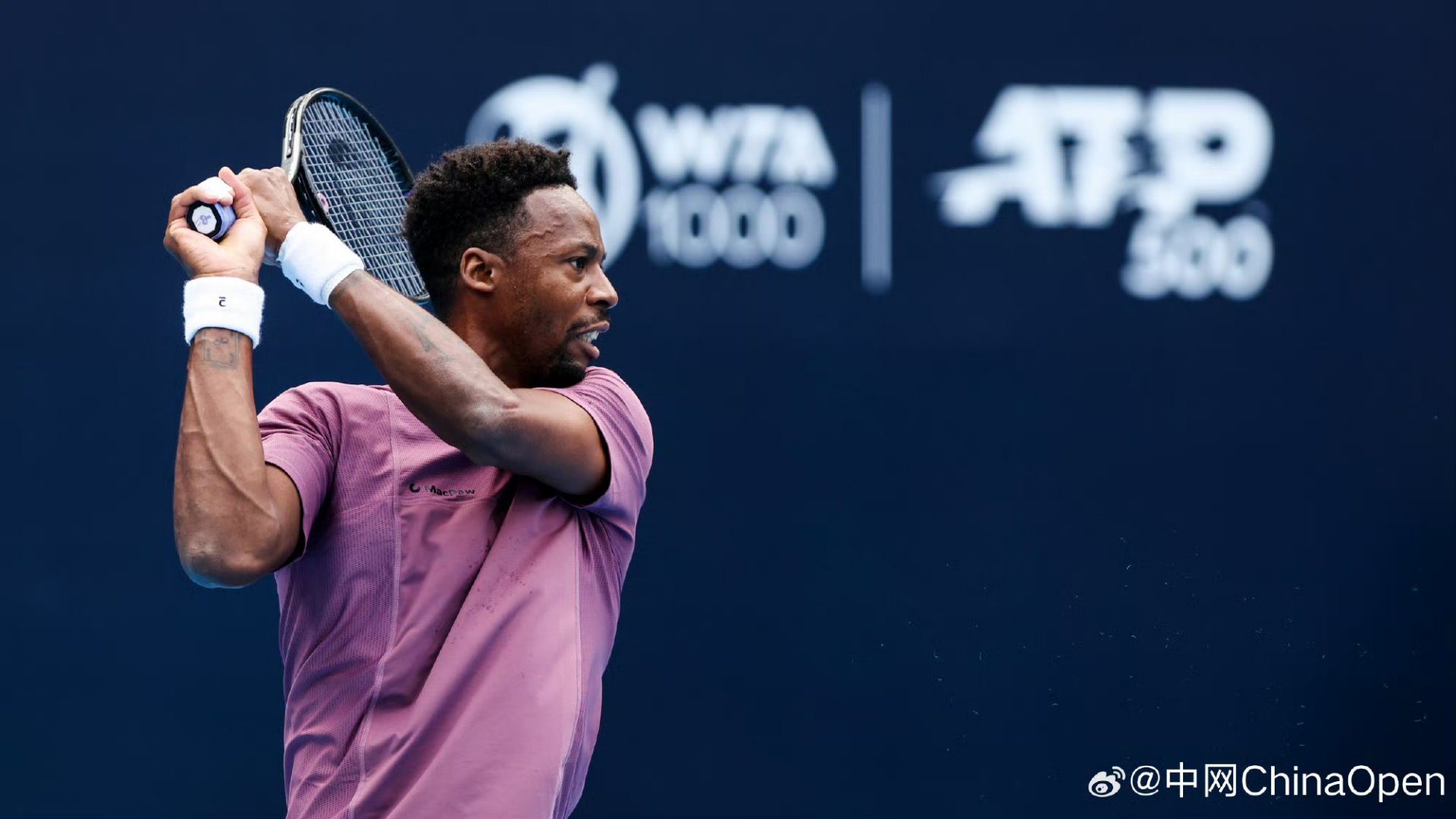 爱游戏官网-年终总决赛轻取温网，梅德韦杰夫刷新纪录