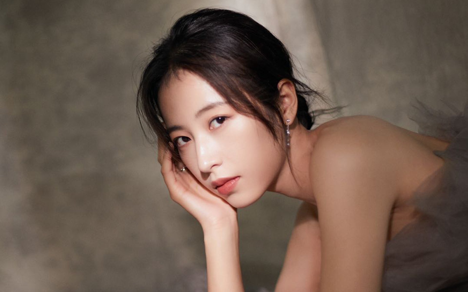 铁塔在维京风暴中屹立—楚阿梅尼惊艳四座导演巴黎逆转史诗