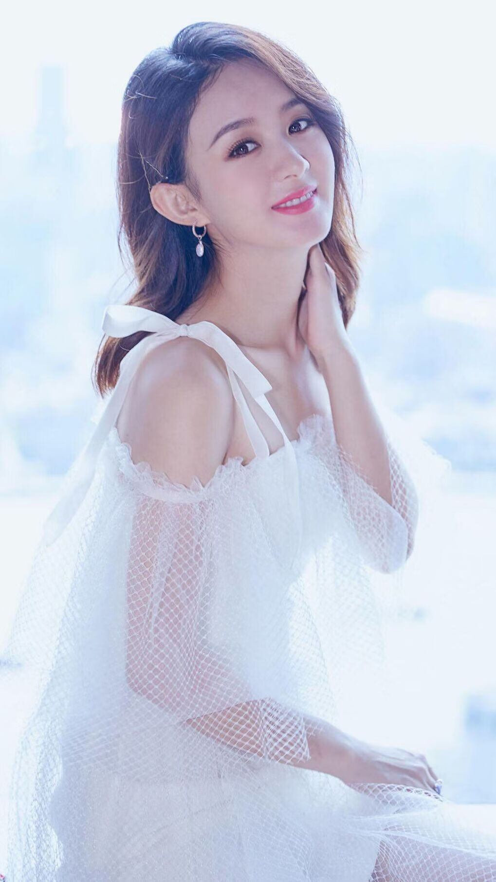 爱游戏入口-硅谷对阵深圳，数字时代的欧冠半决赛，为何说美国正在击溃中国？