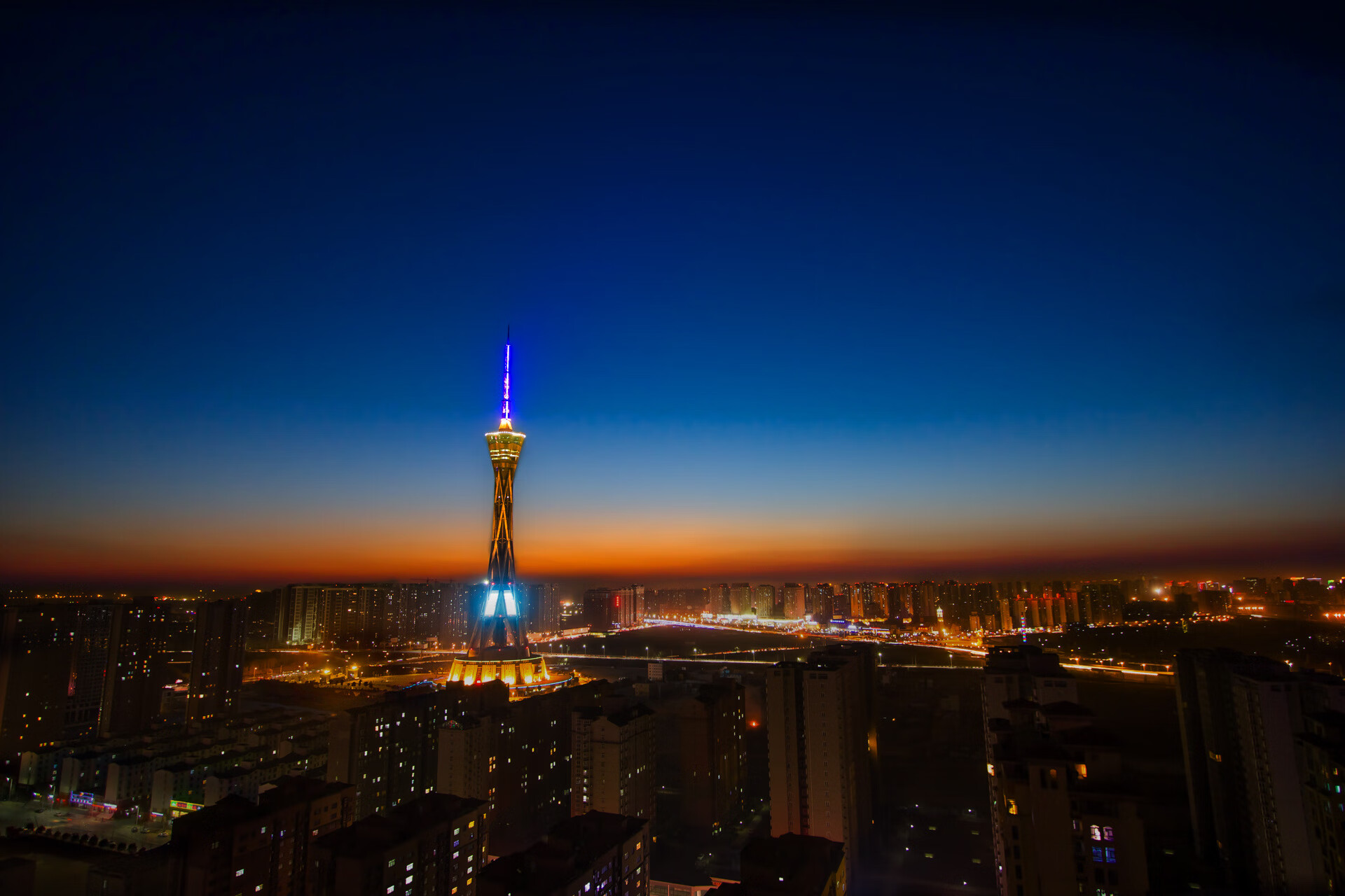 爱游戏在线-孙兴慜附体！洪都拉斯单节轰出铜墙铁壁，芬兰的叹息穿透冰原