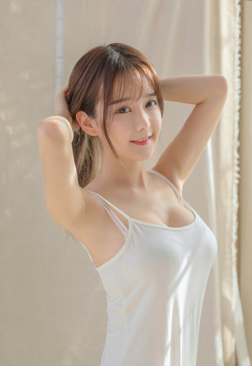 当库里在F1赛道接管方向盘时,活塞正在篮球场上演史诗翻盘