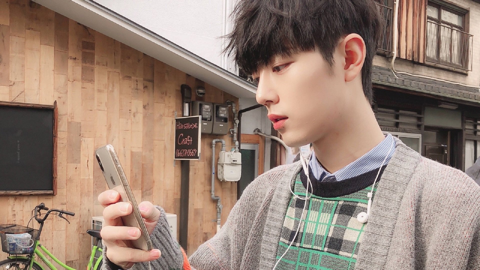 唯一的神迹，当萨卡在欧冠淘汰赛之夜同时统治攻防两端